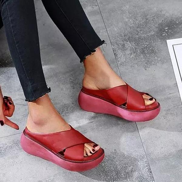 Viola | Women's Flat Cushioned Sandals